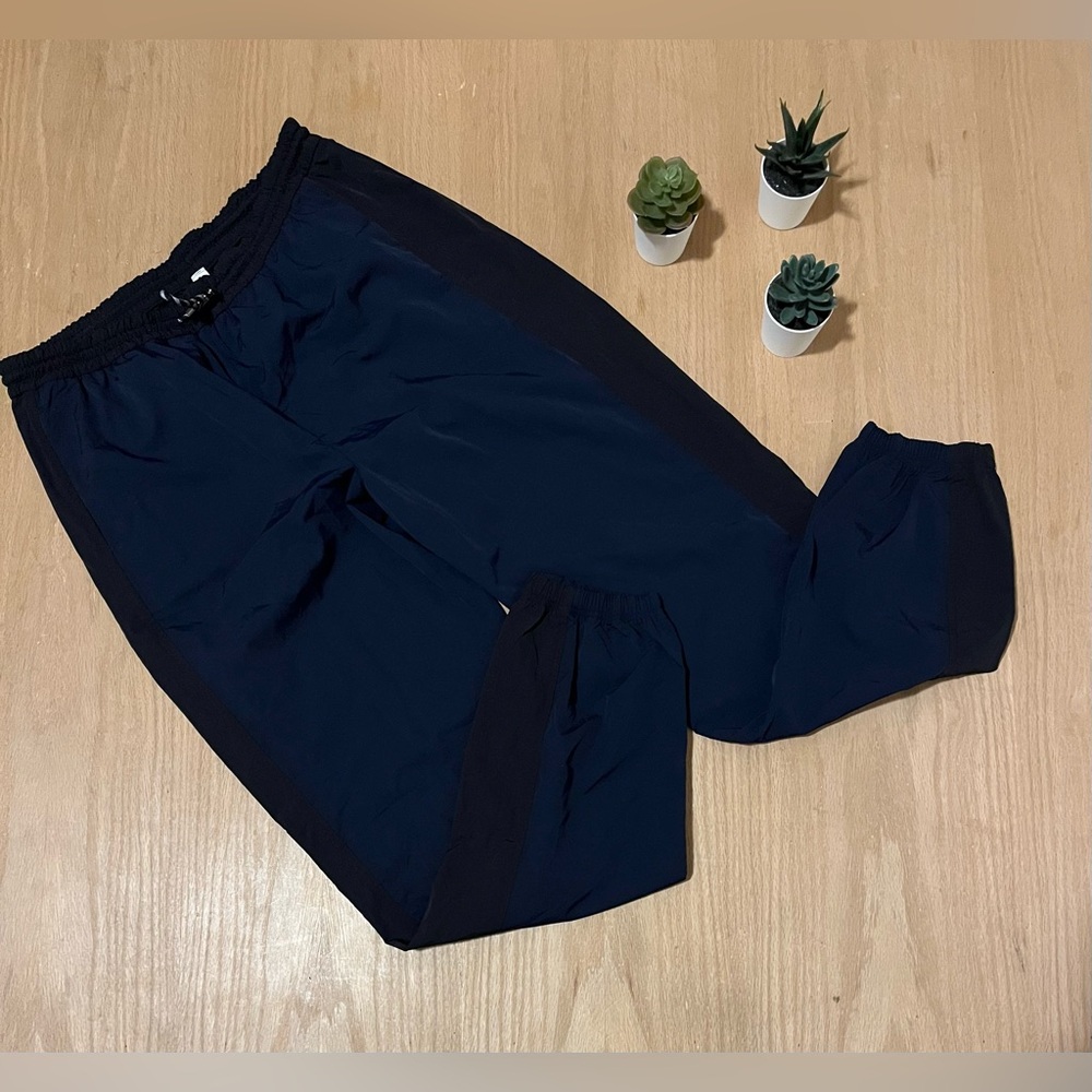 Lululemon Evergreen Track Pant - Picture 4 of 12